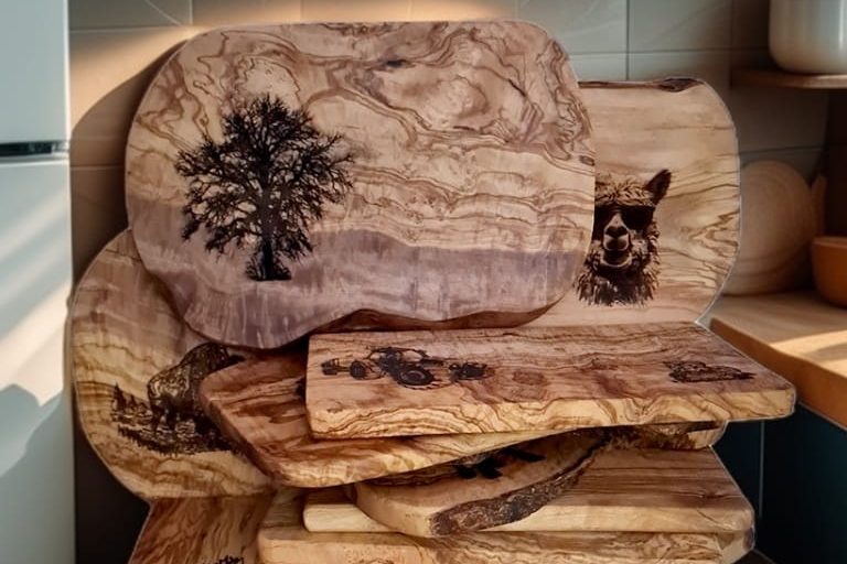Olivenholzgravuren Personalisierte Holzbretter
